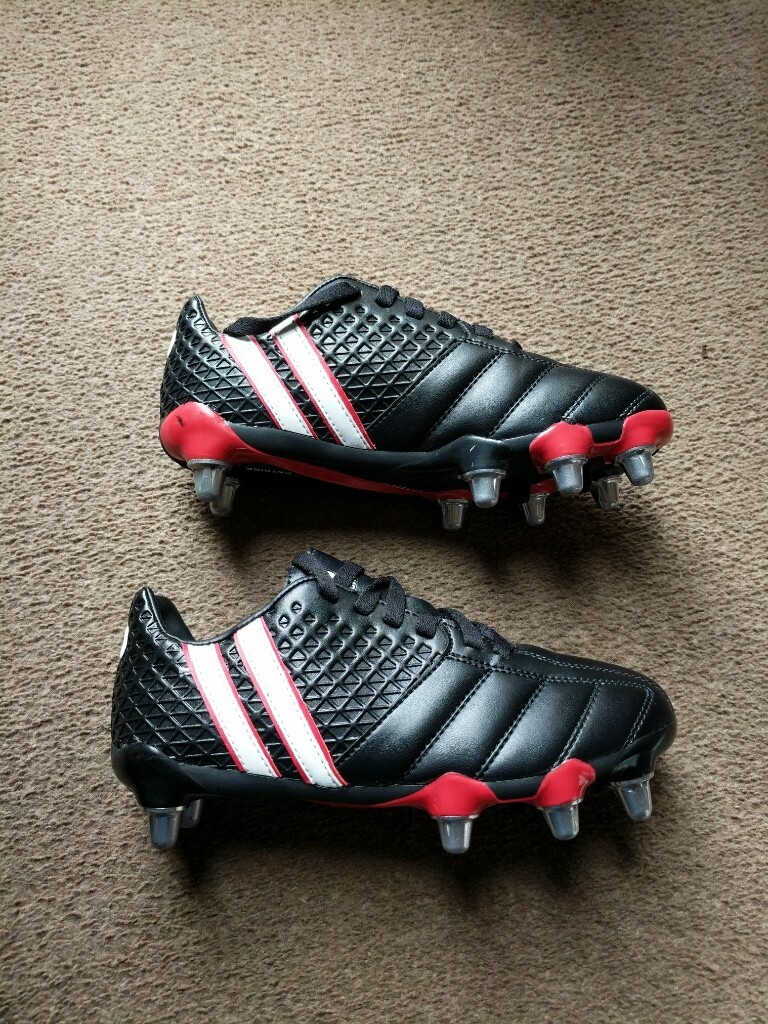 gumtree soccer boots